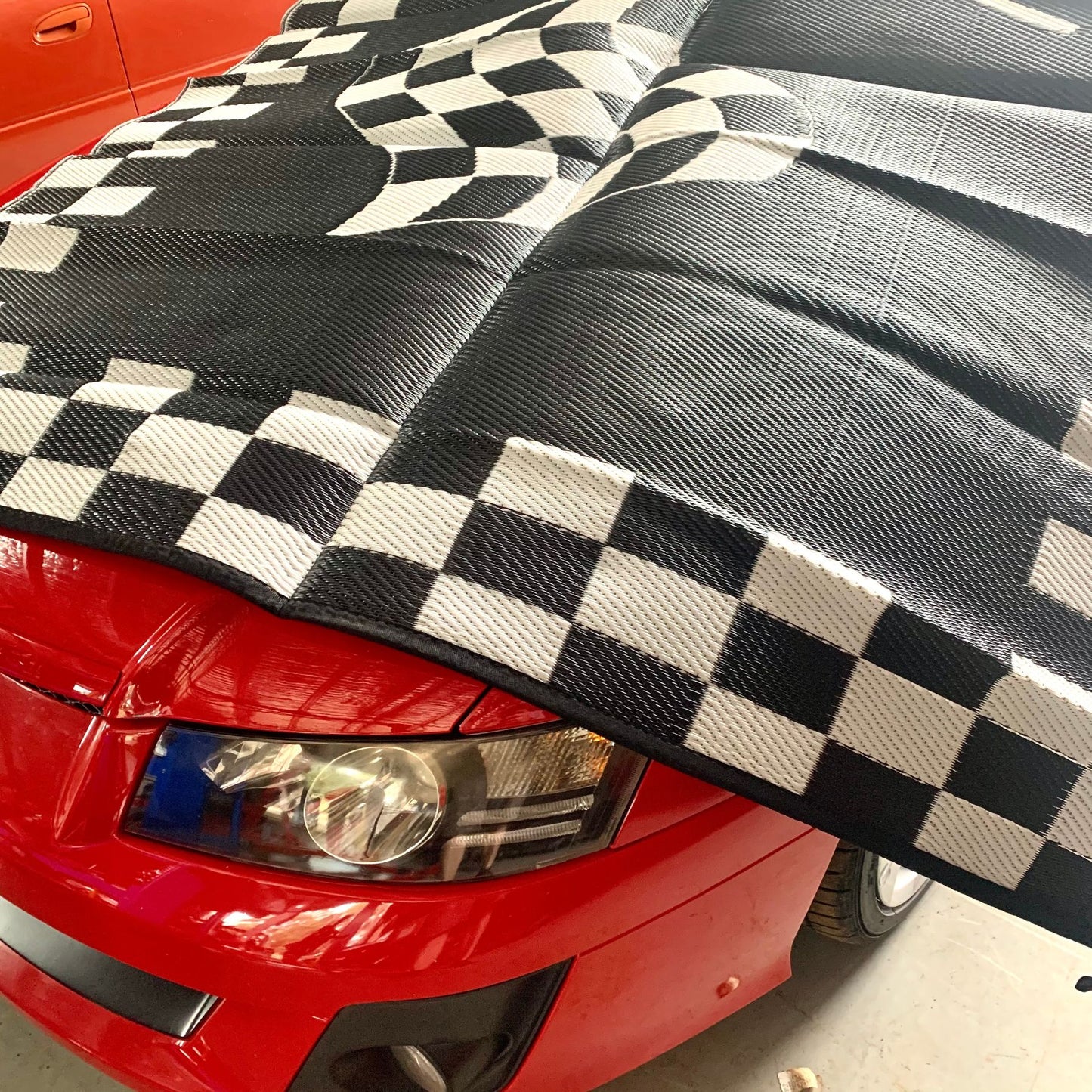 Racing Checkered Flag mat